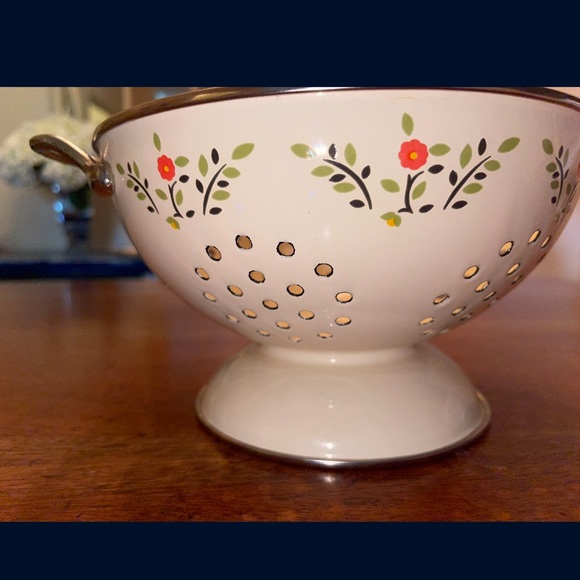 Colander - Picture 9 of 10